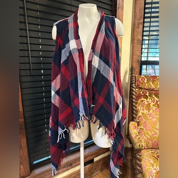 EUC unique E.S.T. 1946 OPEN  waterfall FRONT PLAID VEST ASYMMETRIC SZ 14/16 - Picture 1 of 7